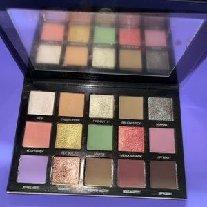 Sydney Grace Tiny Marvels Eyeshadow Palette